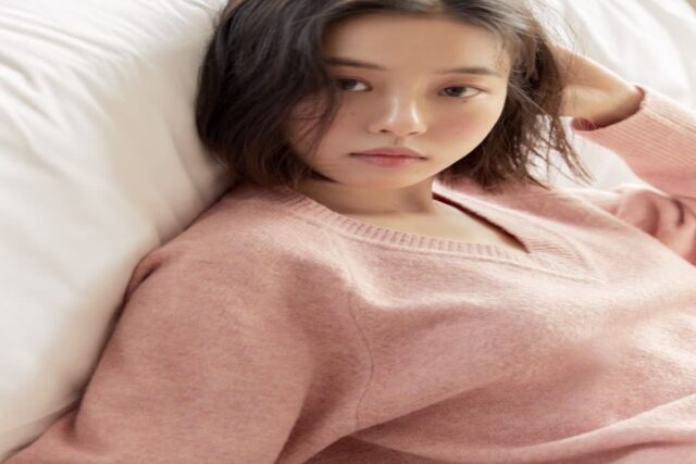 코스모폴리탄 10월호 아틀리에 나인 고민시 화보 속 여자 가을 코디 착장 정보