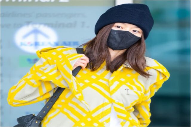 전지현 공항패션 버버리 가방 & 셔츠 가격은?