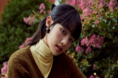 맥라이언 스타일 모티브… 민니, 90년대 클래식룩을 입다