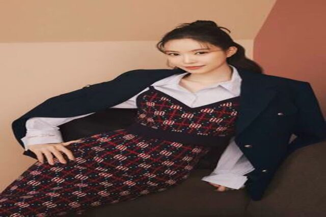 패션의 계절 가을! 트위드 자켓으로 완성하는 하객룩