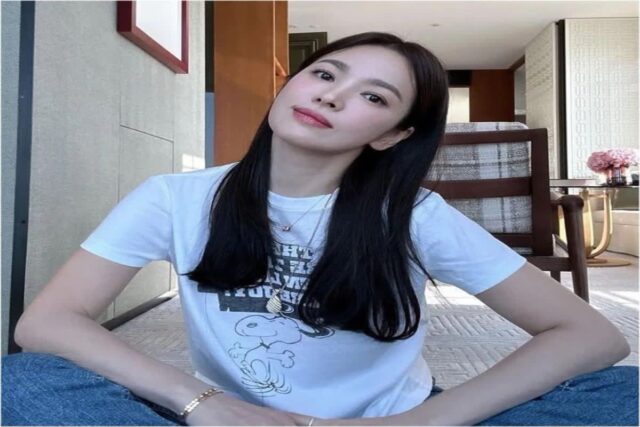 송혜교 데일리룩 스누피 반팔티 브랜드는 리던 RE/DONE