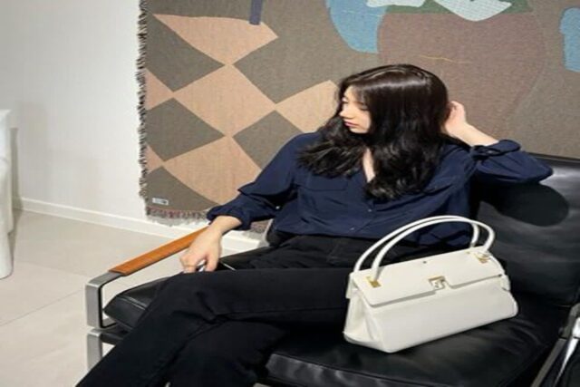 가을에 빠질 수 없는 아이템! 화이트 셔츠 활용법.zip
