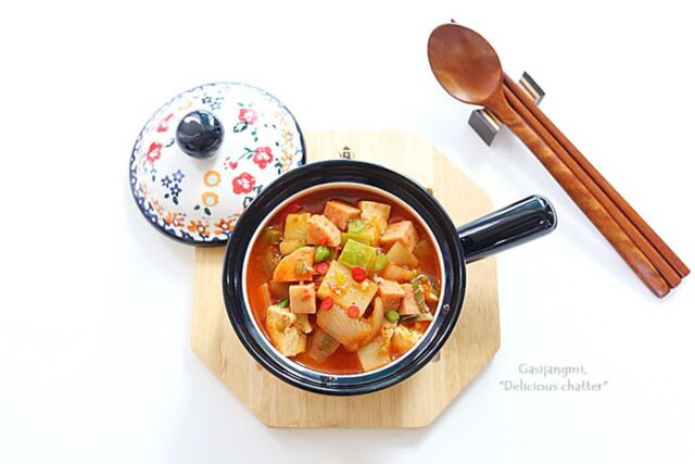 스팸찌개 레시피 스팸고추장찌개 간단 고추장찌개 캔햄요리 캠핑요리 저녁메뉴