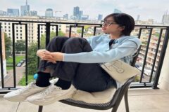 아이브 안유진 인스타 펜디 가디건 미니백 가격은?
