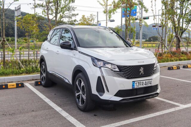 [에디터in카] 푸조 3008 GT: 우리 가족 함께할 SUV, 프렌치 감성 ‘푹’ 찍은 이 차 어때요?