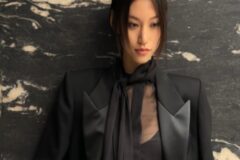 김도연, 아찔한 시스루 톱+매니시 슈트룩…’압도적 포스’