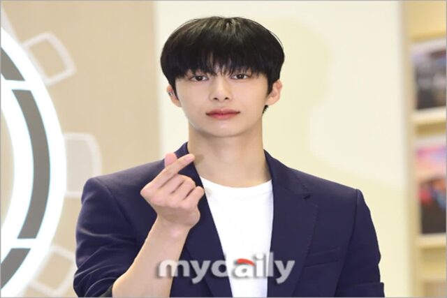 몬스타엑스 형원, 11월 14일 현역 입대…”후련함 커, 씩씩하게 돌아오겠다” [전문]