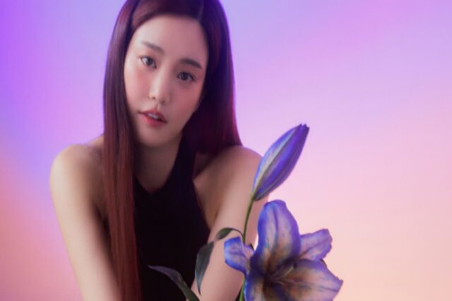 가을 취향저격… 이유비, 몽환적이고 청순한 여신 비주얼