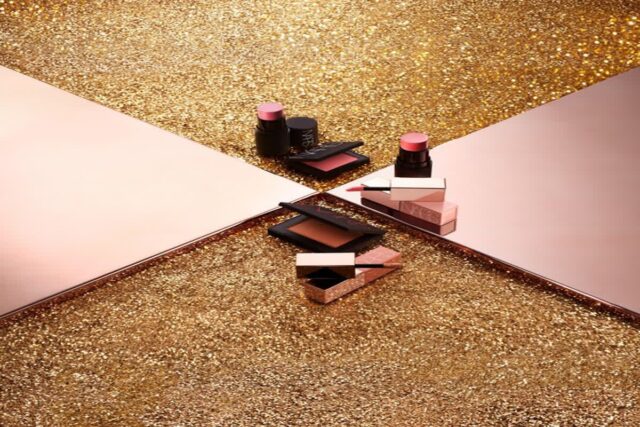 나스(NARS), 화려한 연말을 위한 ‘홀리데이 2023 컬렉션’ 론칭