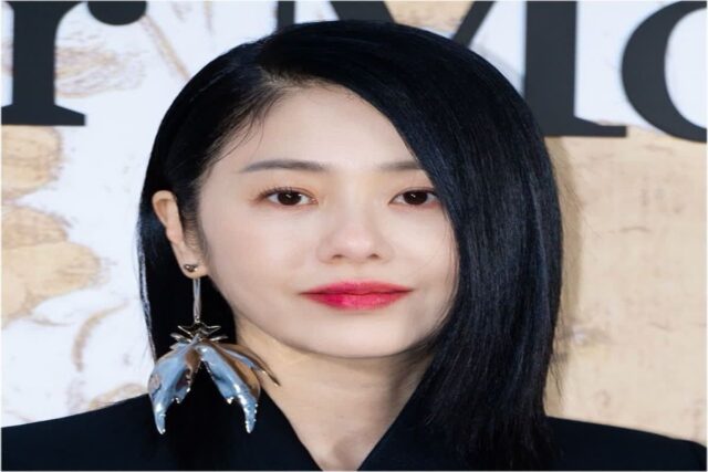 고현정 알렉산더 맥퀸 올블랙룩 여자셋업 자켓 & 팬츠 수트 정장 가격은?
