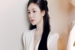 송혜교, 파격적인 클리비지 룩에도 기품 넘치는 자태