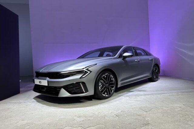 Kia K5 2025 Facelift Revealed What parts have changed?