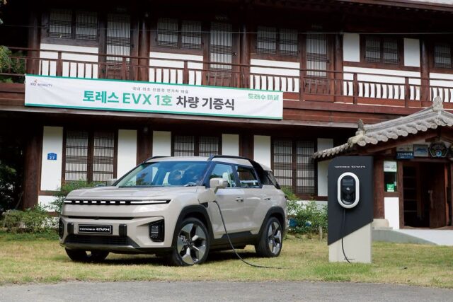 KG모빌리티 토레스 EVX 출고하면 마을공용 EV 완속형 충전기 설치해준다