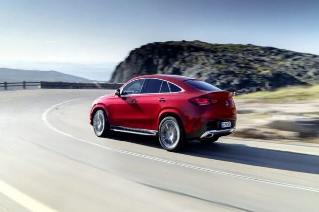 벤츠 ‘더뉴 GLE 400 e 4매틱 쿠페’ 1.3억원에 출시…”전기 주행거리 67km”