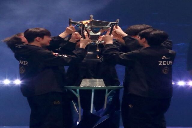 T1의 ‘롤드컵’ 4회 우승 그 순간, 해외 중계진은 ‘SKT’를 언급했다