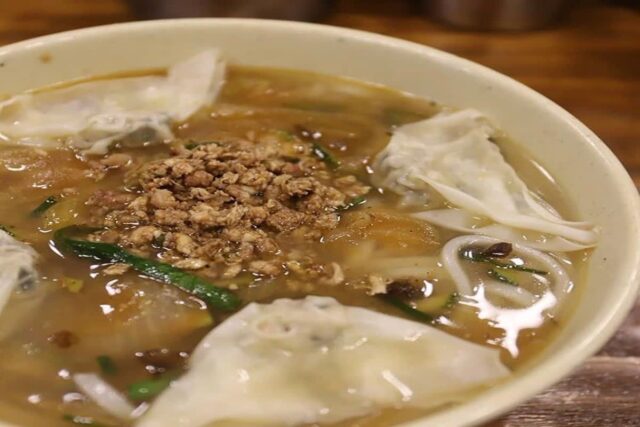 칼국수 하면 OO지~ 국수 팔아 건물 세웠다는 지역별 대표 칼국수 맛집 5