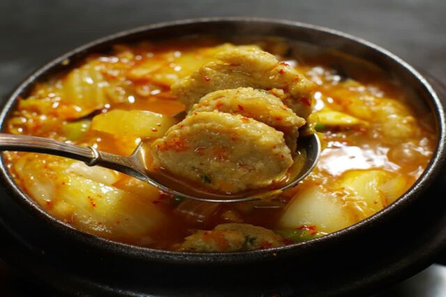 국찌개종류 얼큰 완자탕 만들기