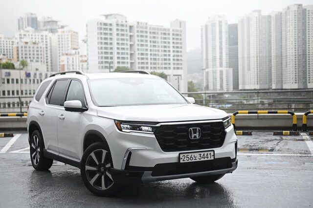 [시승기] 더욱 단정하게 변화한 대중적인 대형 SUV – 혼다 파일럿