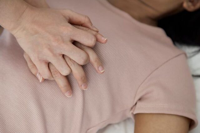체온 내려가면 심정지 위험 높아진다…응급환자 대처법은