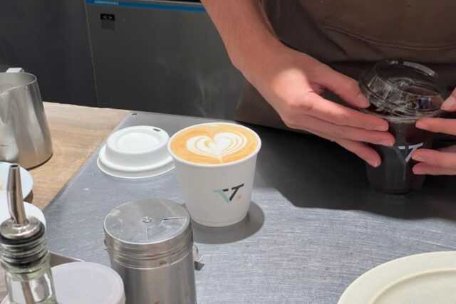 신주쿠역 커피맛집 버브커피 Verve Coffee Roasters에서 모닝커피