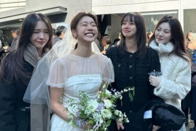 눈물바다가 되고 만 한 걸그룹 멤버의 결혼식 현장
