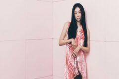 [★화보] 꽃무늬부터 핑크까지… 김다미, 봄을 입다