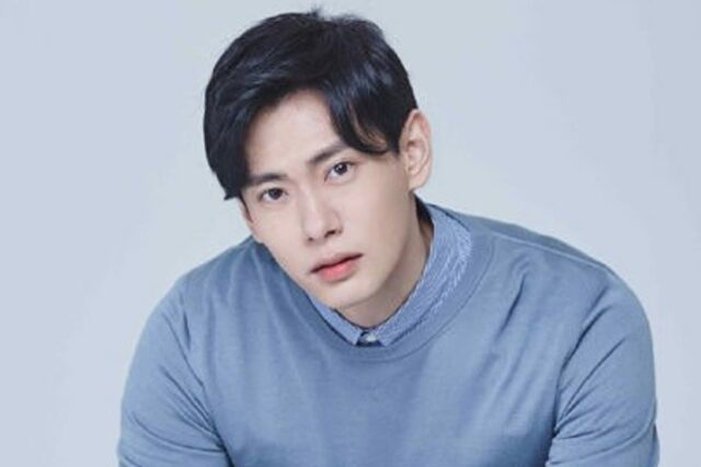 무심결에 반말했다가 사과하게 만드는 동안 비주얼