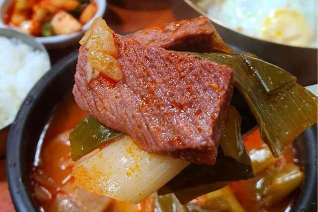 속이 확 풀어지는 얼큰 칼칼한 국물 맛집 BEST5