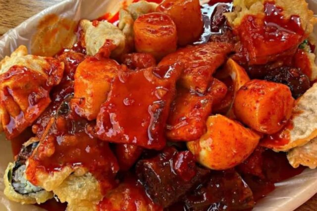 한 번 맛보면 헤어나올 수 없는 마성의 쫀득함! 쌀떡볶이 맛집 BEST5