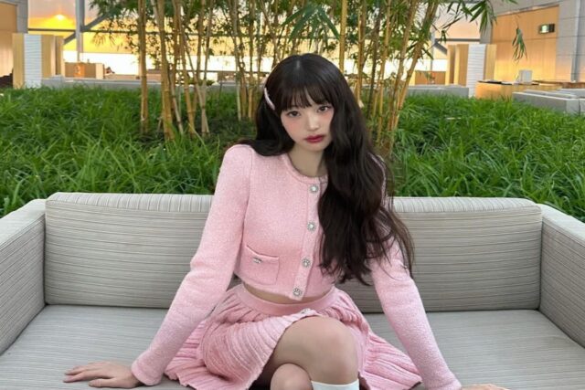 아이브 장원영, 핑크 컬러로 완성한 상큼발랄 바비룩