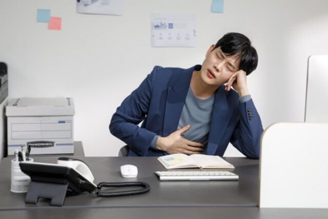 [헬스S] 타는 듯한 흉통, 역류성 식도염 예방법