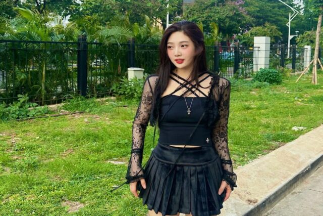 조이, 자카르타에서 망사드레스로 선보인 팔색조 매력