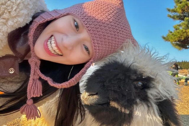 설현, 양·알파카와 러블리한 시밀러룩