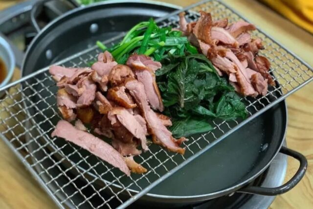 ‘내 돈을 주고서라도 사먹으라’ 인기 보양식, 오리 맛집 BEST5
