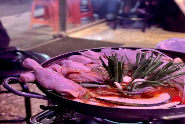 ‘맛있는 거 옆에 맛있는 거’ 한우곱도리탕 맛집 5