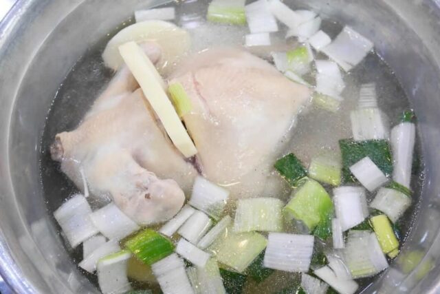 ‘진하고 깊은 국물’ 든든한 한끼 식사, 닭한마리 맛집 BEST5
