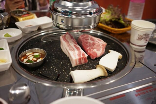 구래동삼겹살 고기질이 좋은 두돈
