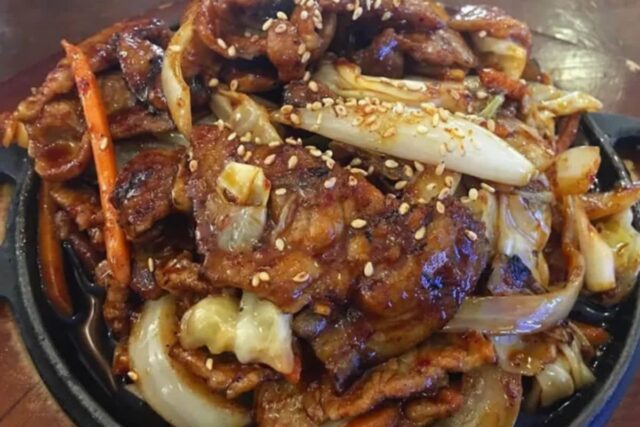 어머니의 손 맛이 느껴지는 두루치기 맛집 BEST5