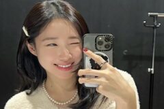 최희, 도회적 매력의 ‘셀프 메이크업’