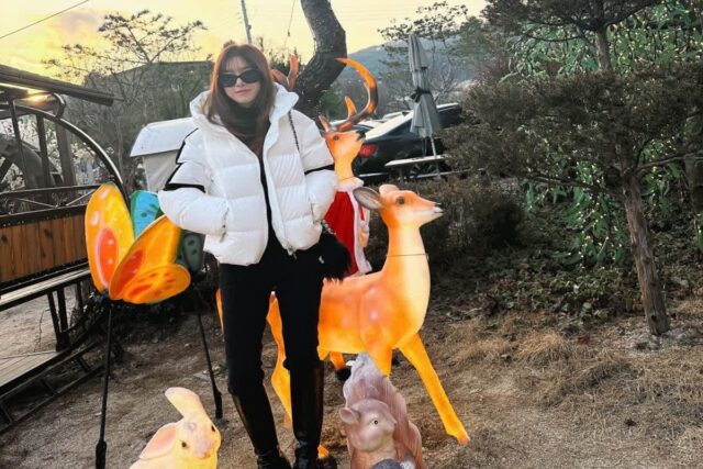 김소은, 도시적 스타일로 완성한 겨울 패딩룩