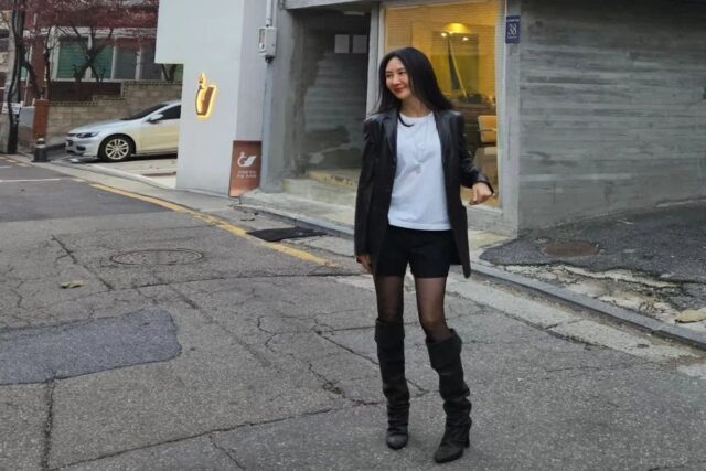 채시라, 한겨울에도 스타일리시한 반바지룩으로 패션 센스