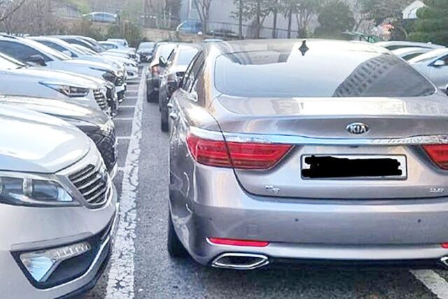 “와 이걸 몰라?”.. 잘못하면 욕먹는 이중 주차, 충격의 ‘이것’ 정체는?