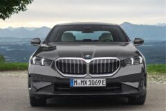 “하차감, 경제성 모두 갖춘다”BMW 5시리즈 530e PHEV 국내 출시