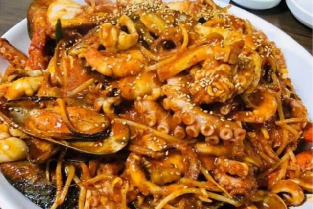 온 바다가 한 그릇에 담겼다! 해물찜 맛집 BEST5