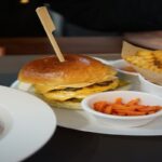 삼송역 맛집 수제버거 맛있는 더코너비스트로