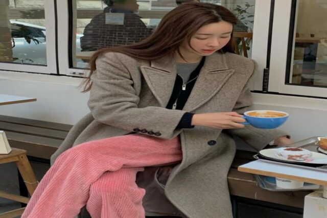 요즘 청바지 대신 셀럽들이 자주 입는 여자바지