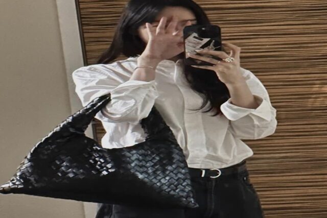 조용히 다시 떡상중인 보테가베네타가방 zip