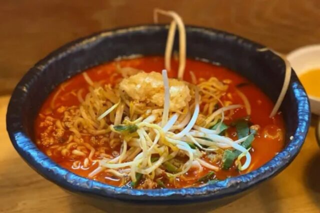 후루룩~ 면발 먹는 소리만으로도 입맛 다시게 만드는 라면 맛집 BEST5
