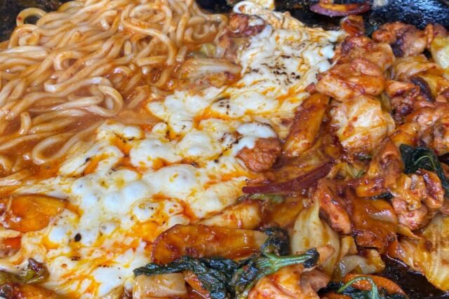 주민들에게 사랑받는 닭갈비 맛집BEST5