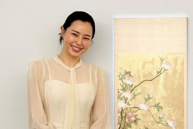 못하는게 뭐야? 태교로 그림 그리더니 전시회까지 연 못하는게 없는 배우